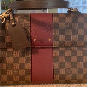 LV purse